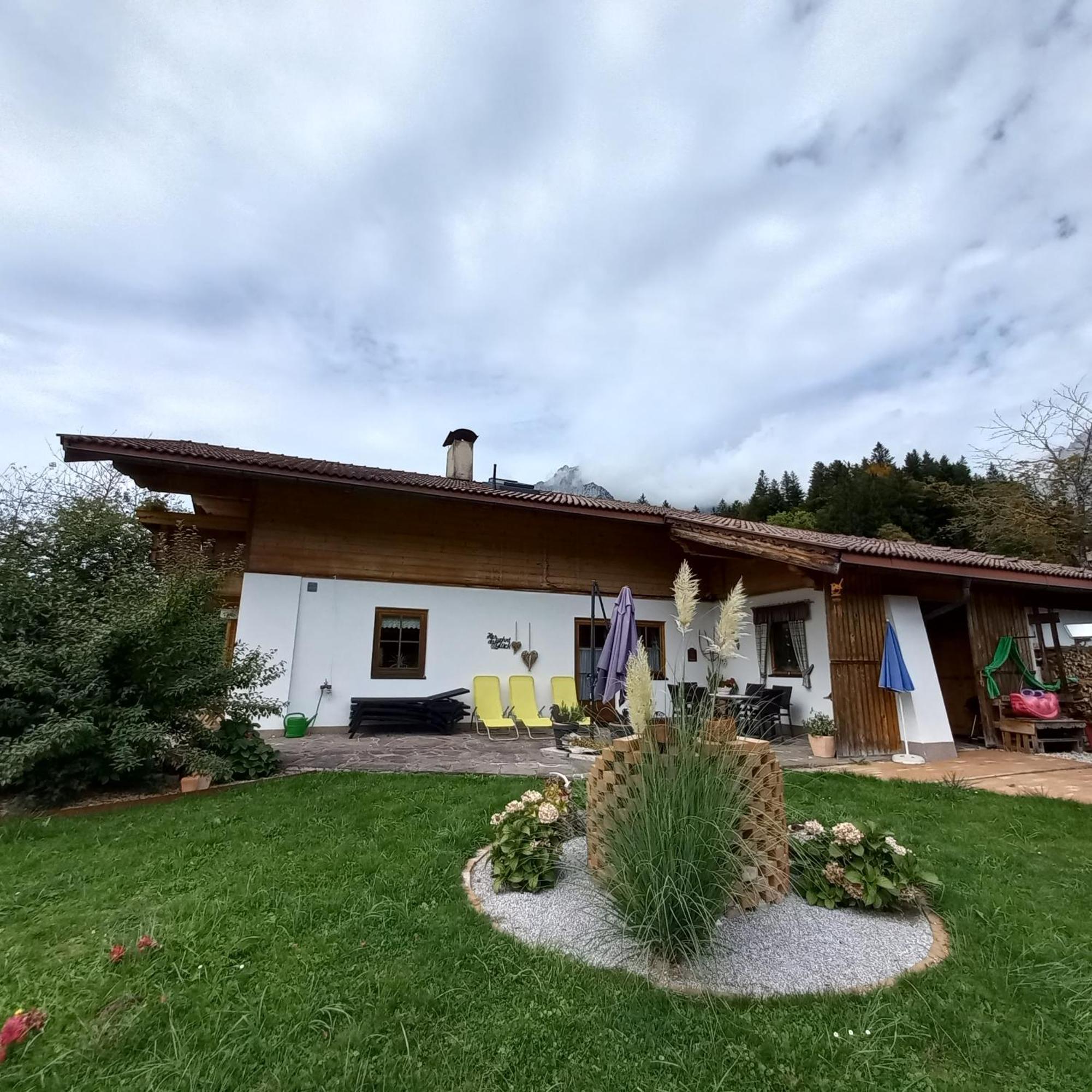 Chalet Gluecklich Sein... Ellmau Exterior photo