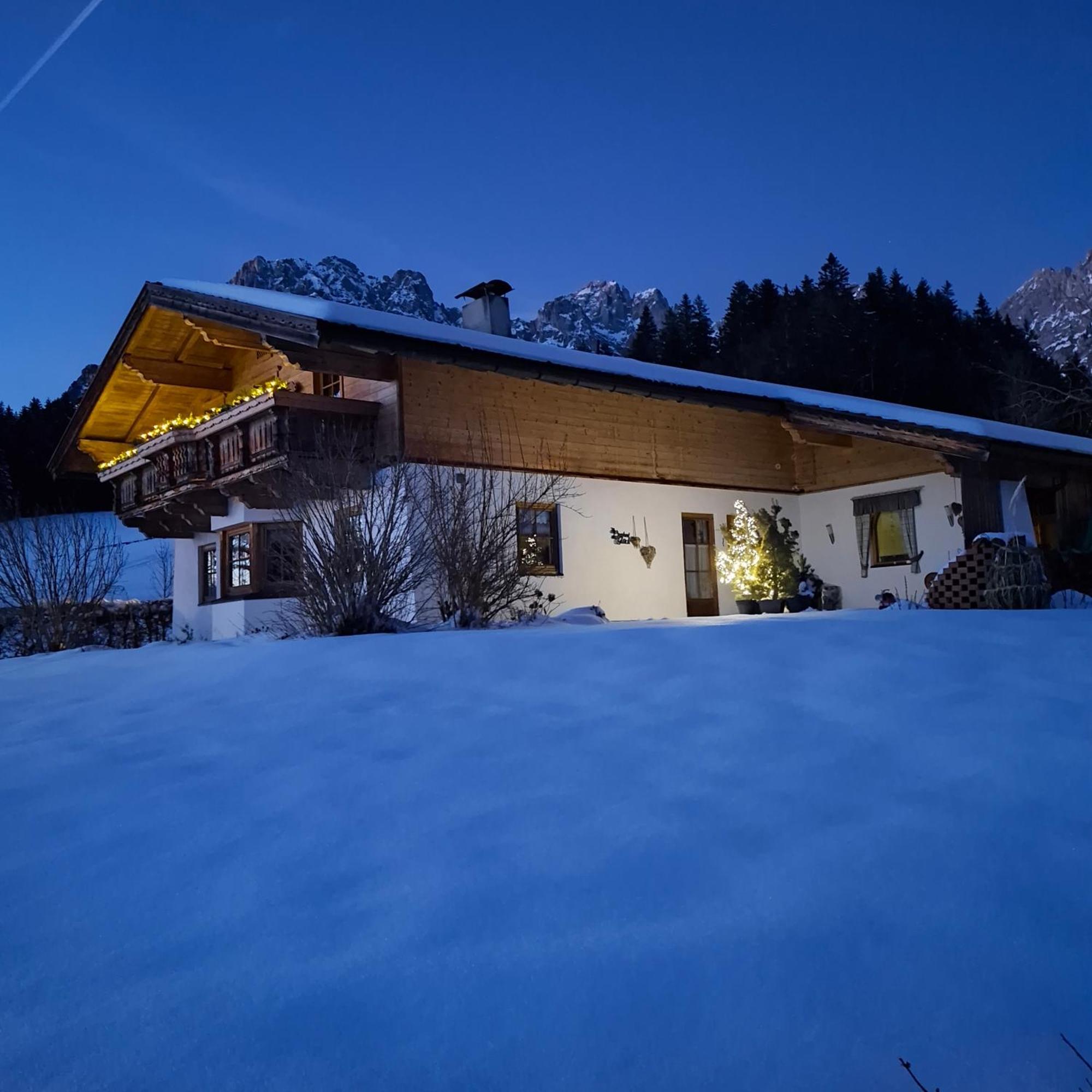 Chalet Gluecklich Sein... Ellmau Exterior photo